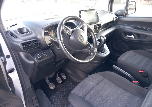 Opel Combo cena 79950 przebieg: 119000, rok produkcji 2020 z Kielce małe 79